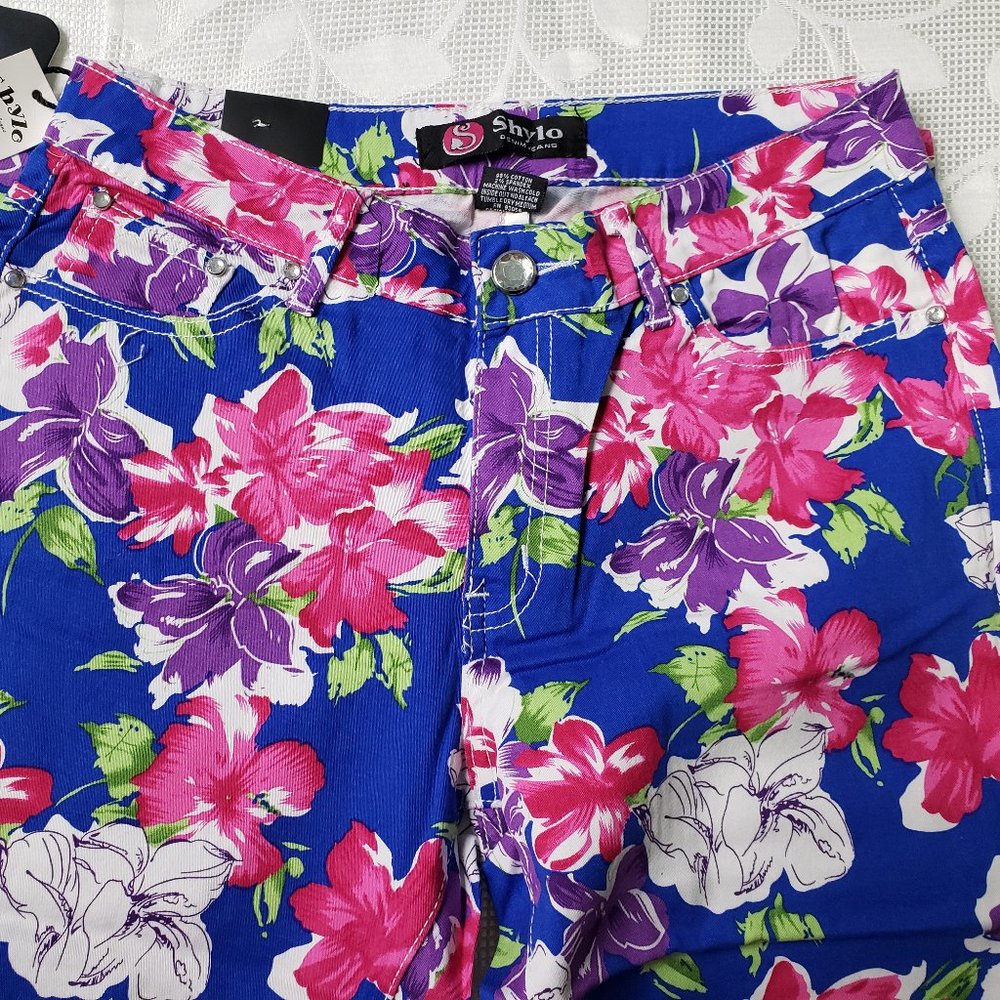 Floral Jeans - Picture 4 of 6